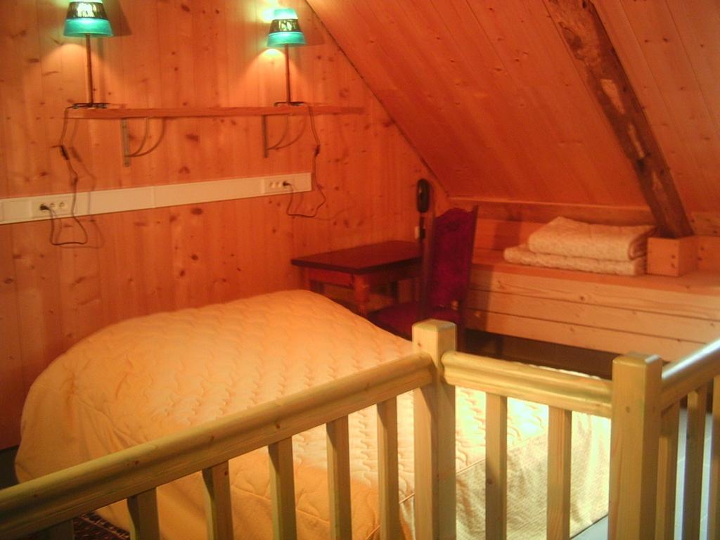 Les Chambres D'Hotes D'Adele Quemper-Guézennec Room photo